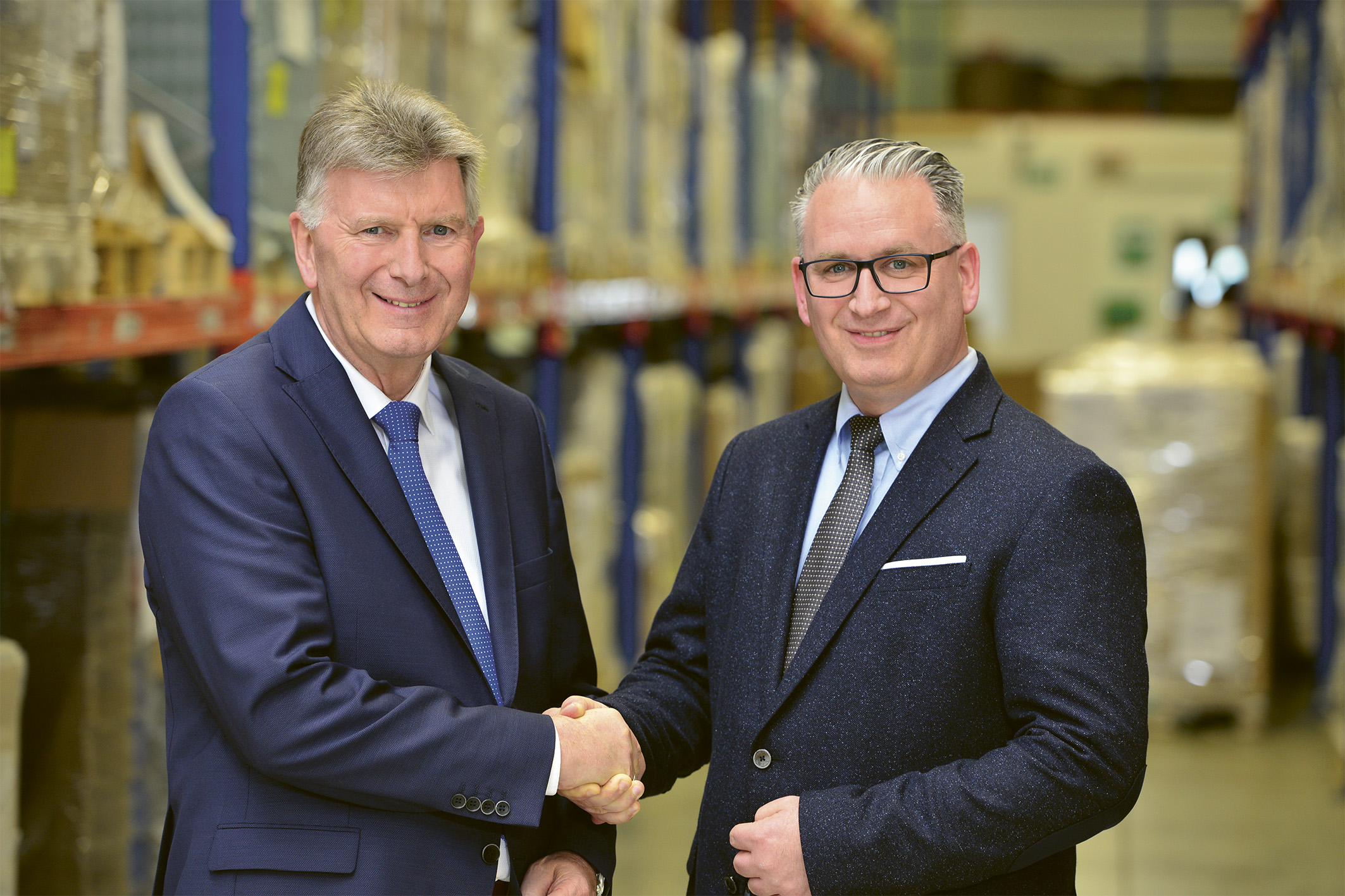 Med-X-Press: Generationswechsel an der Unternehmensspitze des Fulfillment-Anbieters für Pharma-Logistik